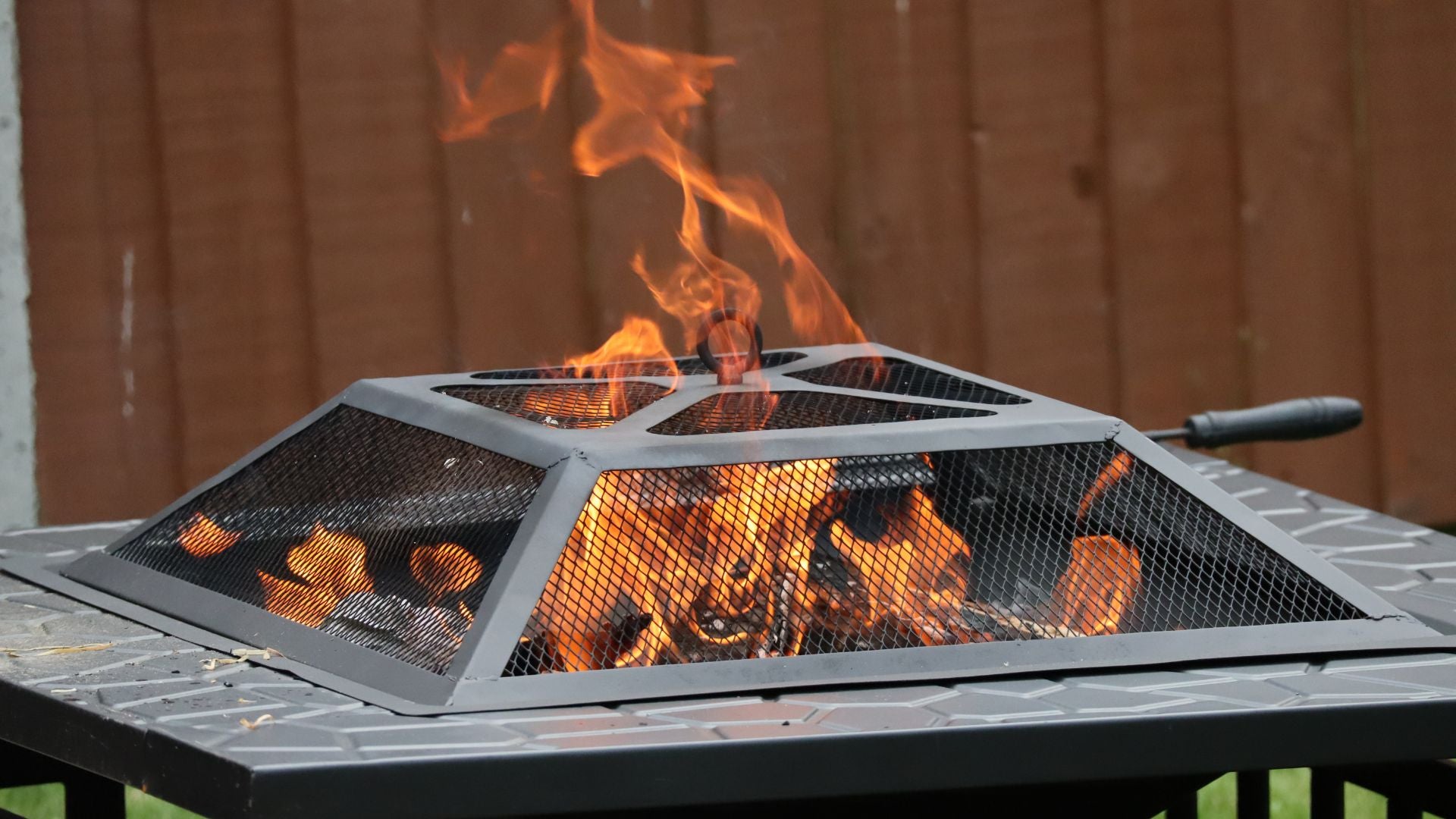 Integrating Your Fire Pits into Your Garden