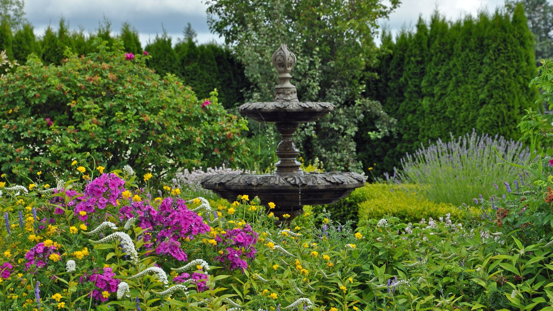 Creating a Focal Point with a Garden Fountain